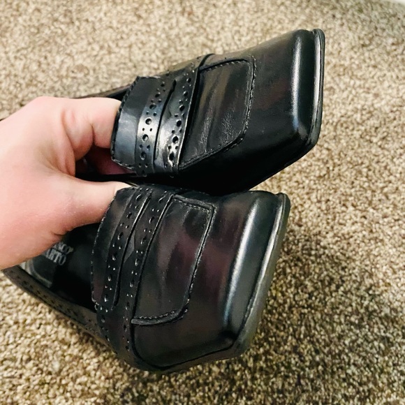 EUC Vintage Franco Sarto Black Leather Heeled Square Toed Penny Loafers - Picture 12 of 17